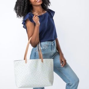 [NWT] Thirty-One Modern Tote - Dancing Dash Pebble